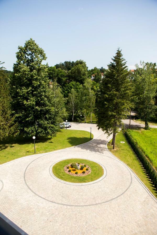 A Hoteli - Hotel Slatina Врнячка-Баня Экстерьер фото